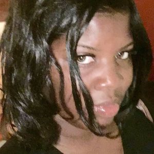 Meet your Posher, Faye